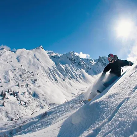 Luxury Near Lift Chalet