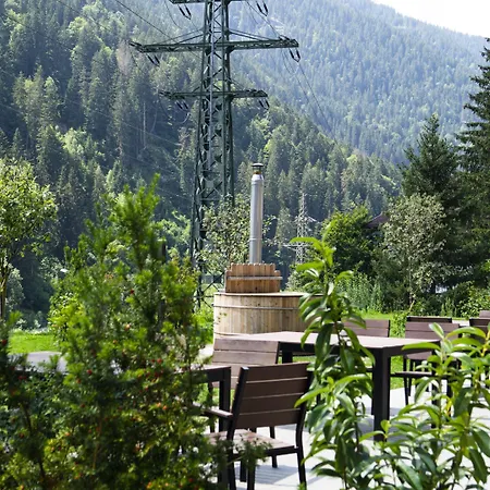 Luxury Near Lift Chalet